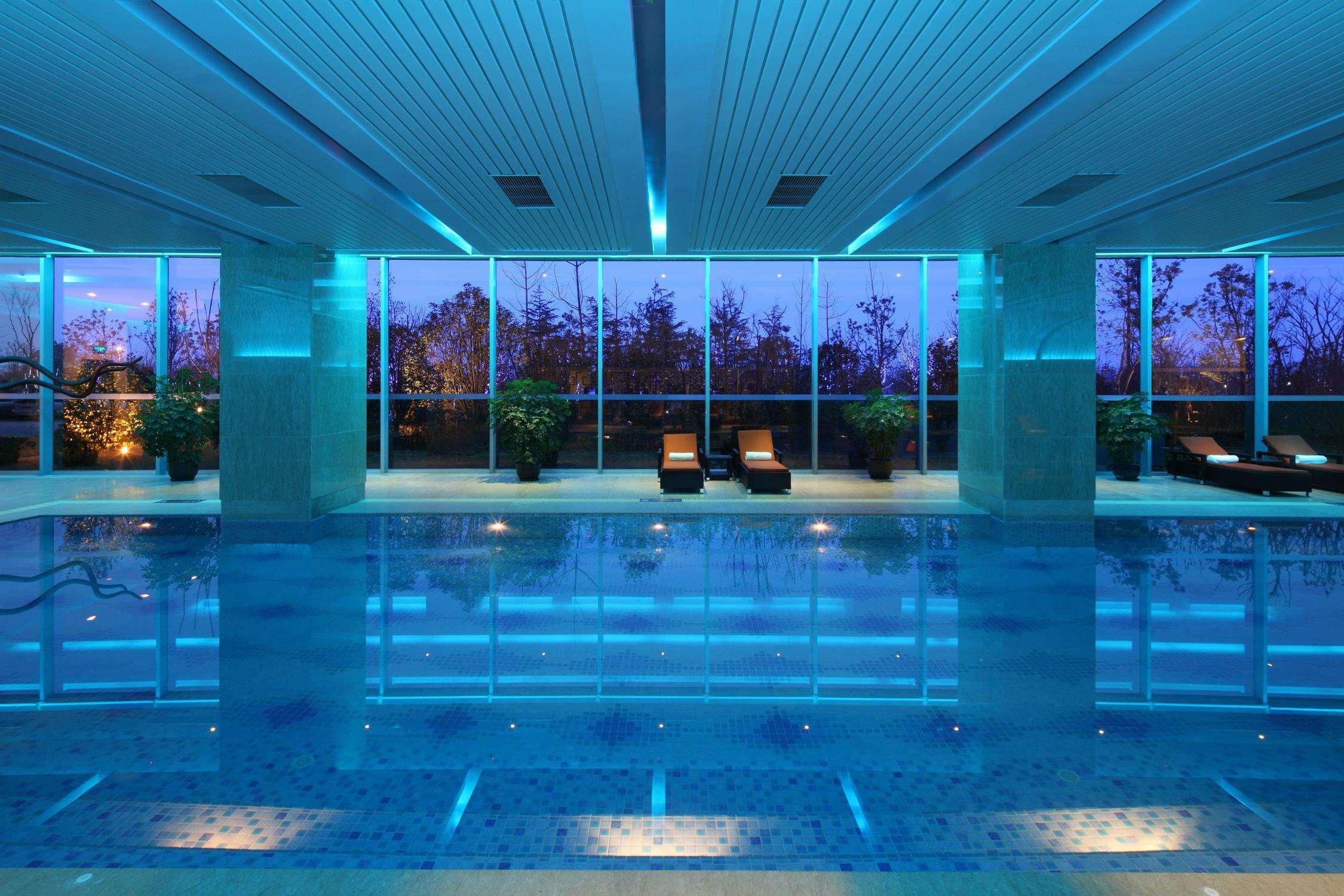 Hilton Nanjing Riverside Экстерьер фото