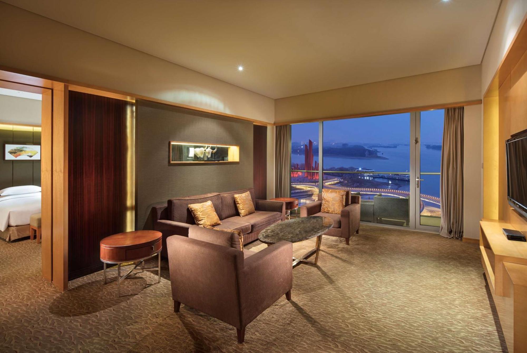 Hilton Nanjing Riverside Экстерьер фото